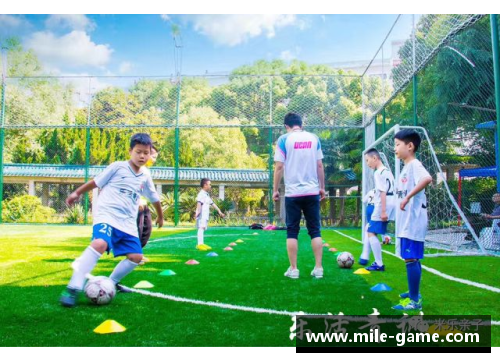 米乐mile官方网站铁柱英姿高清呈现 足球球星的荣耀瞬间与巅峰技艺